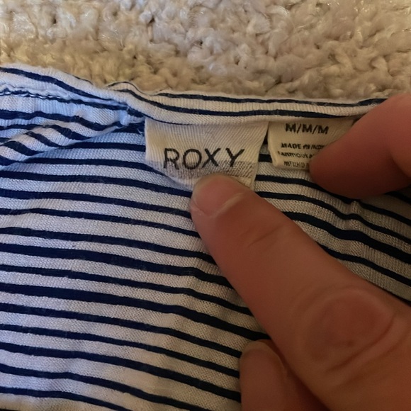 Roxy top - Picture 3 of 4